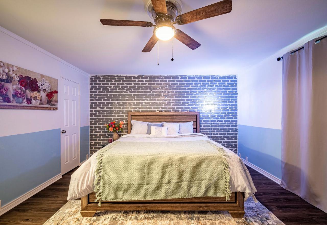 Lovely Comfort Uptown Condo For Houston Trip. Kültér fotó
