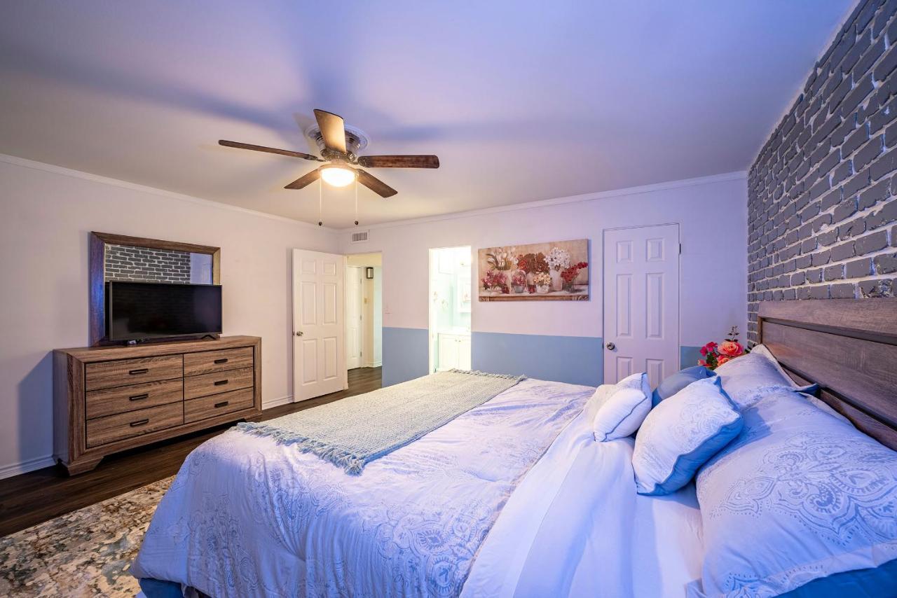 Lovely Comfort Uptown Condo For Houston Trip. Kültér fotó